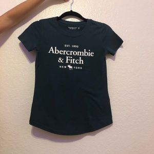 Abra Comby soft graphic short sleeve tee.